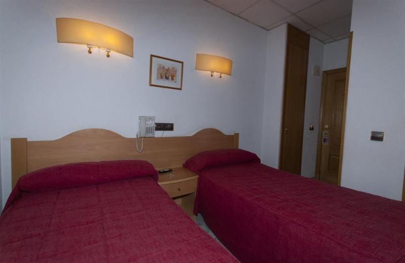 Hostal Goyma I Сан-Фернандо-де-Энарес Экстерьер фото