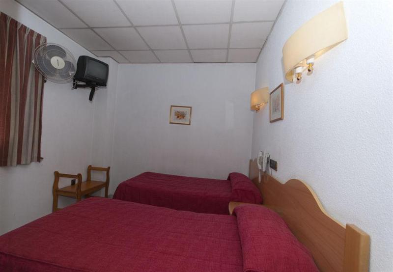 Hostal Goyma I Сан-Фернандо-де-Энарес Экстерьер фото